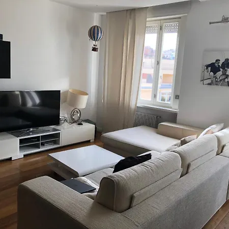 Euclide' S Flat Apartment *